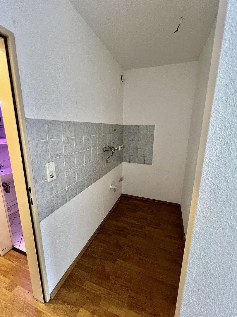 Pronájem bytu 1+1 30 m², Wuppertal, Severní Porýní-Vestfálsko Pronájem bytu 1+1 30 m², Wuppertal, Severní Porýní-Vestfálsko