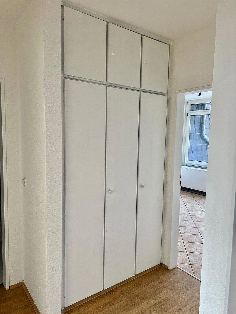 Pronájem bytu 3+1 70 m², Am Brögel 4, Wuppertal, Severní Porýní-Vestfálsko Pronájem bytu 3+1 70 m², Am Brögel 4, Wuppertal, Severní Porýní-Vestfálsko