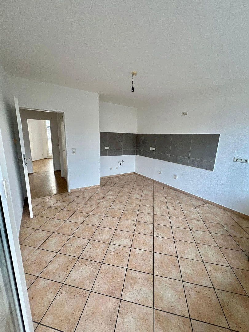 Pronájem bytu 3+1 70 m², Am Brögel 4, Wuppertal, Severní Porýní-Vestfálsko Pronájem bytu 3+1 70 m², Am Brögel 4, Wuppertal, Severní Porýní-Vestfálsko
