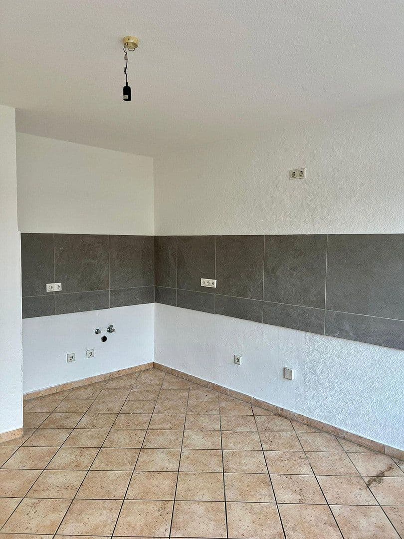 Pronájem bytu 3+1 70 m², Am Brögel 4, Wuppertal, Severní Porýní-Vestfálsko Pronájem bytu 3+1 70 m², Am Brögel 4, Wuppertal, Severní Porýní-Vestfálsko