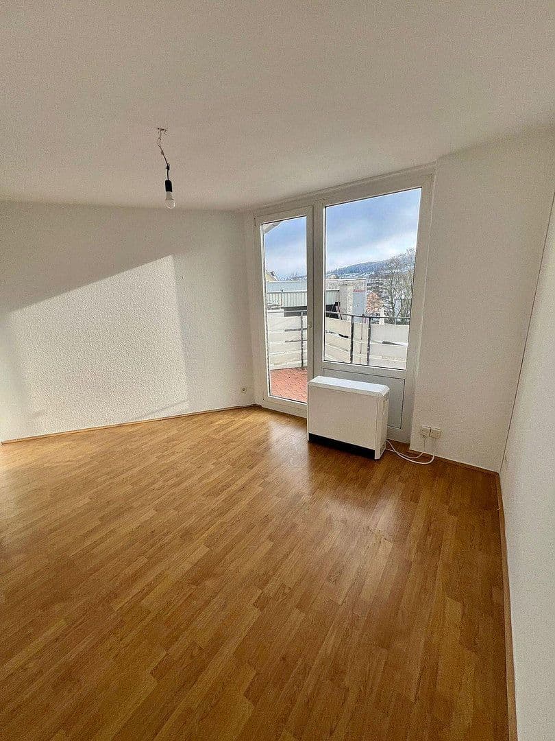 Pronájem bytu 3+1 70 m², Am Brögel 4, Wuppertal, Severní Porýní-Vestfálsko Pronájem bytu 3+1 70 m², Am Brögel 4, Wuppertal, Severní Porýní-Vestfálsko