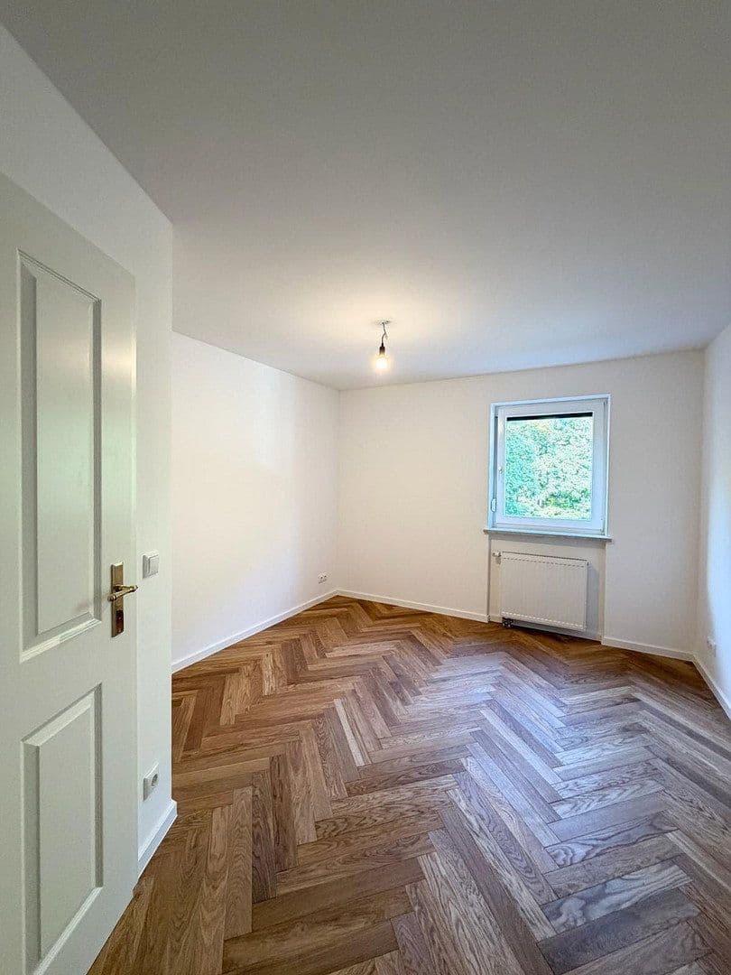 Prodej bytu 2+1 51 m², Birnauer Straße 17, München, Bavorsko Prodej bytu 2+1 51 m², Birnauer Straße 17, München, Bavorsko