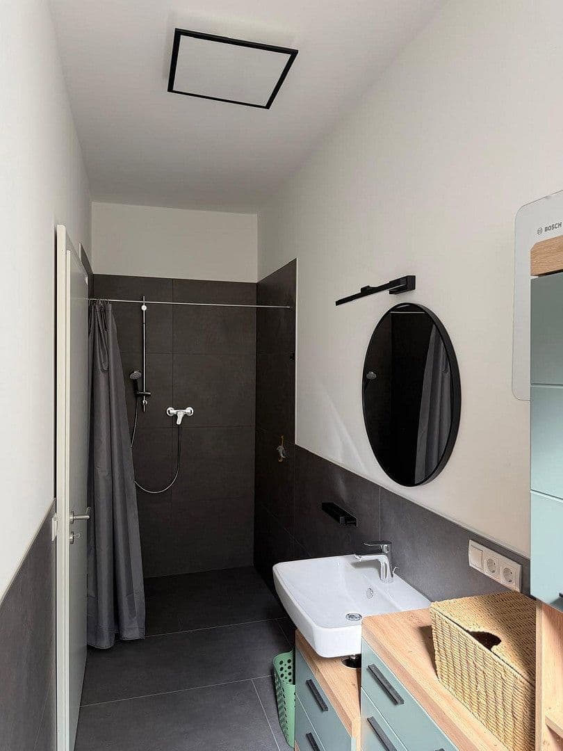 Pronájem bytu 2+1 49 m², Hochstrasse 61, Andernach, Porýní-Falc Pronájem bytu 2+1 49 m², Hochstrasse 61, Andernach, Porýní-Falc