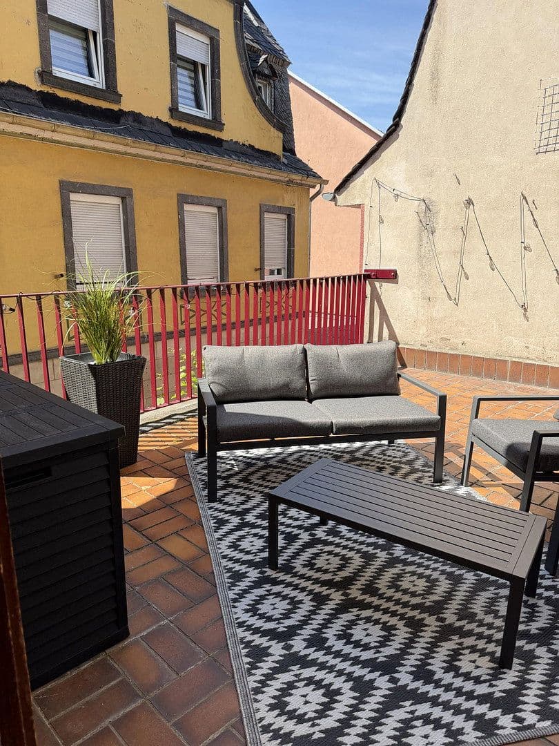 Pronájem bytu 2+1 49 m², Hochstrasse 61, Andernach, Porýní-Falc Pronájem bytu 2+1 49 m², Hochstrasse 61, Andernach, Porýní-Falc