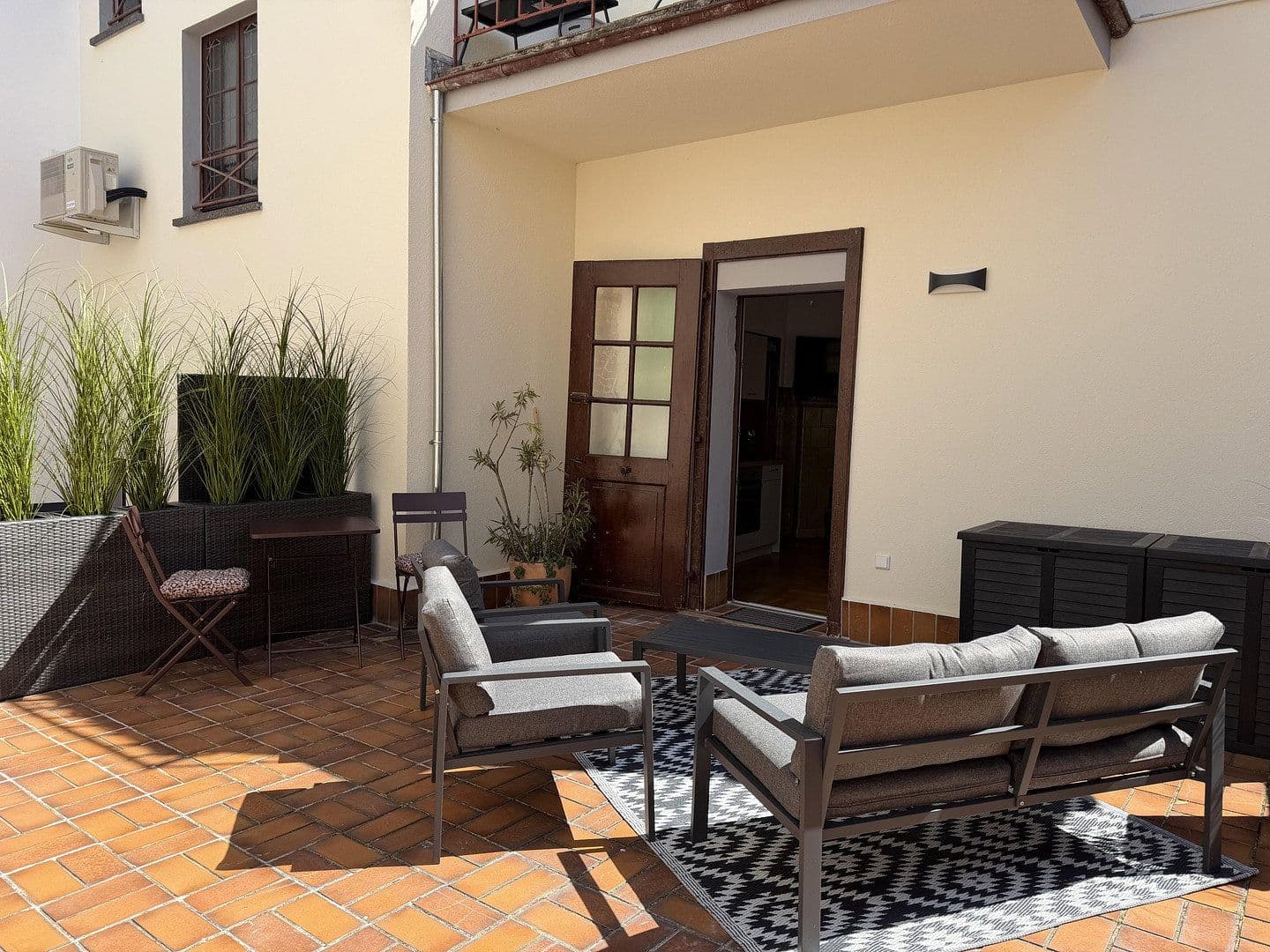 Pronájem bytu 2+1 49 m², Hochstrasse 61, Andernach, Porýní-Falc Pronájem bytu 2+1 49 m², Hochstrasse 61, Andernach, Porýní-Falc