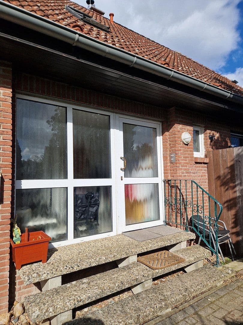 Prodej domu 175 m², pozemek 842 m², Nienburg/Weser, Dolní Sasko Prodej domu 175 m², pozemek 842 m², Nienburg/Weser, Dolní Sasko