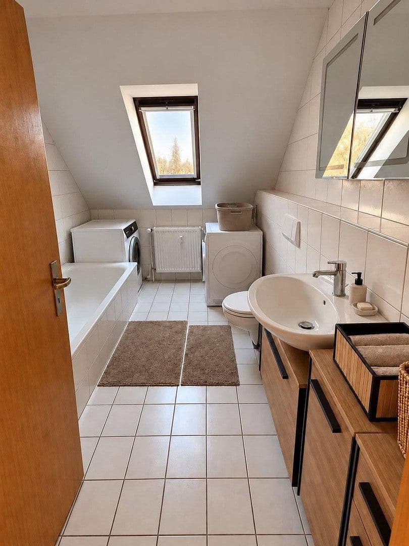 Prodej domu 175 m², pozemek 842 m², Nienburg/Weser, Dolní Sasko Prodej domu 175 m², pozemek 842 m², Nienburg/Weser, Dolní Sasko