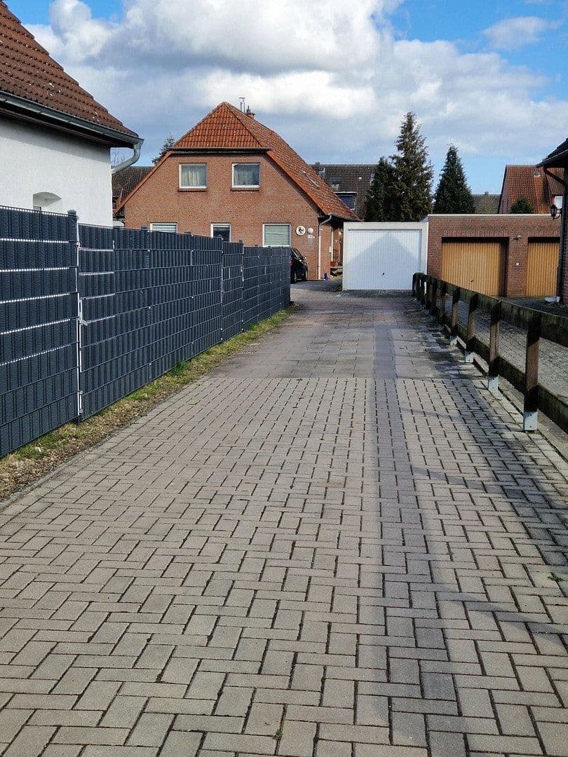 Prodej domu 175 m², pozemek 842 m², Nienburg/Weser, Dolní Sasko Prodej domu 175 m², pozemek 842 m², Nienburg/Weser, Dolní Sasko
