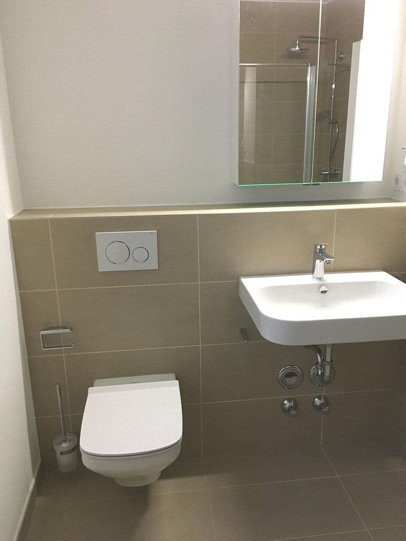 Pronájem bytu 2+1 69 m², Leberecht-Migge-Anlage 11, Frankfurt, Hessen Pronájem bytu 2+1 69 m², Leberecht-Migge-Anlage 11, Frankfurt, Hessen