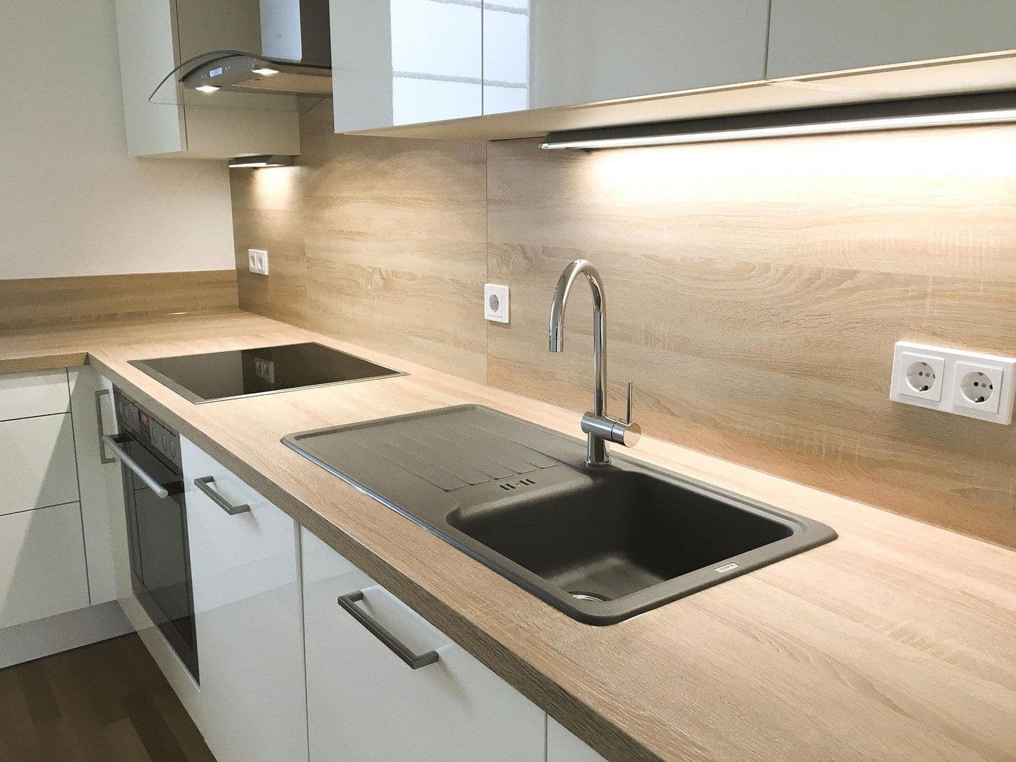 Pronájem bytu 2+1 69 m², Leberecht-Migge-Anlage 11, Frankfurt, Hessen Pronájem bytu 2+1 69 m², Leberecht-Migge-Anlage 11, Frankfurt, Hessen