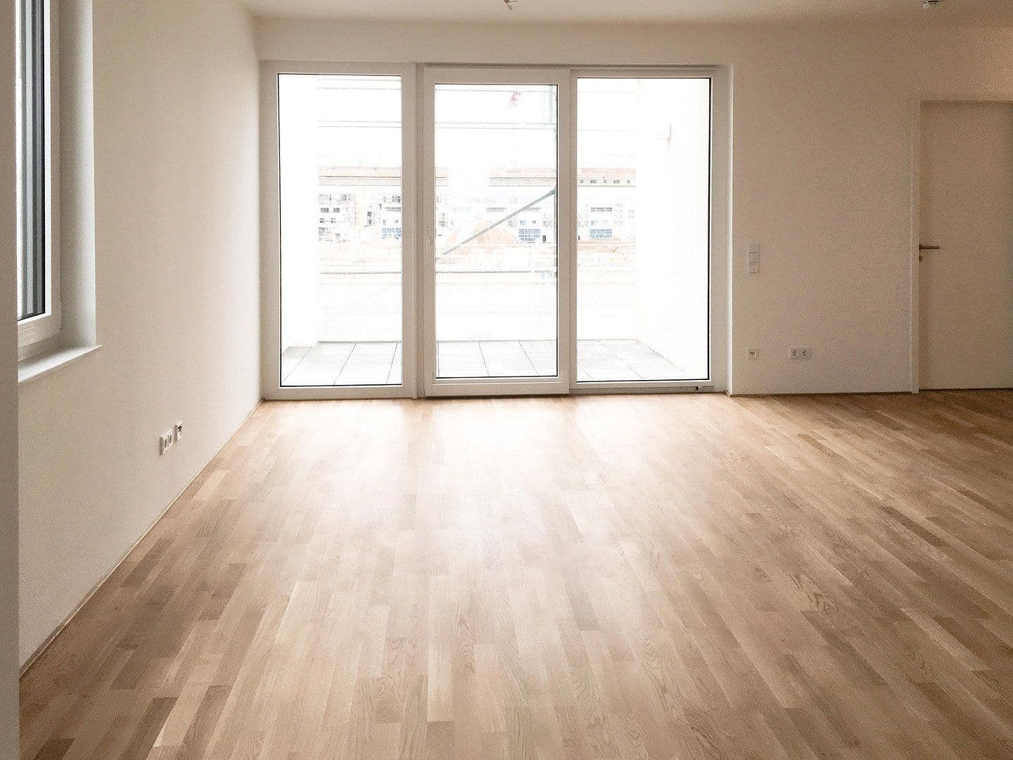 Pronájem bytu 2+1 69 m², Leberecht-Migge-Anlage 11, Frankfurt, Hessen Pronájem bytu 2+1 69 m², Leberecht-Migge-Anlage 11, Frankfurt, Hessen