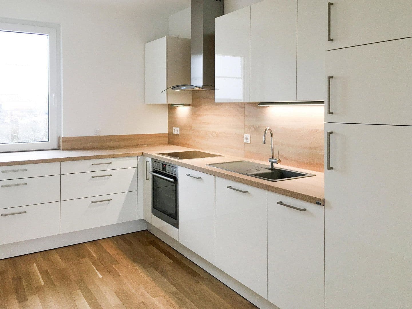 Pronájem bytu 2+1 69 m², Leberecht-Migge-Anlage 11, Frankfurt, Hessen Pronájem bytu 2+1 69 m², Leberecht-Migge-Anlage 11, Frankfurt, Hessen