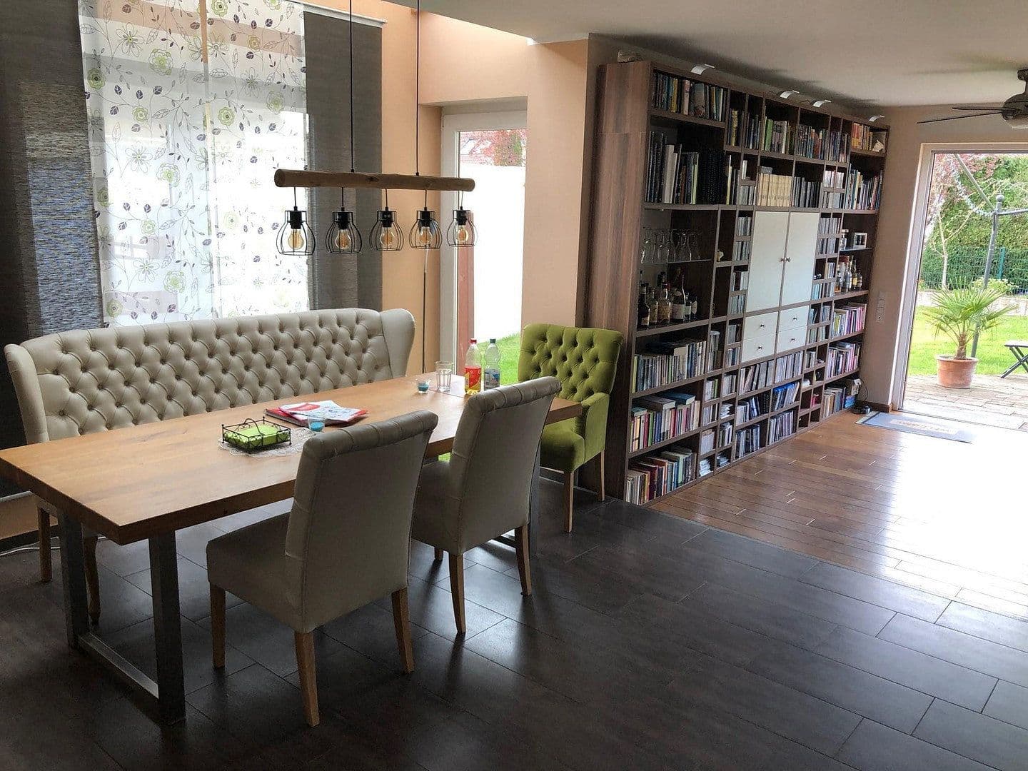 Prodej domu 223 m², pozemek 480 m², Schlebuscher Heide 8, Leverkusen, Severní Porýní-Vestfálsko Prodej domu 223 m², pozemek 480 m², Schlebuscher Heide 8, Leverkusen, Severní Porýní-Vestfálsko
