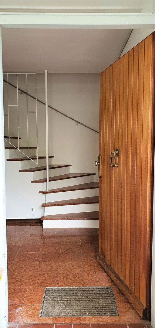 Prodej domu 157 m², pozemek 472 m², Germering, Bavorsko Prodej domu 157 m², pozemek 472 m², Germering, Bavorsko