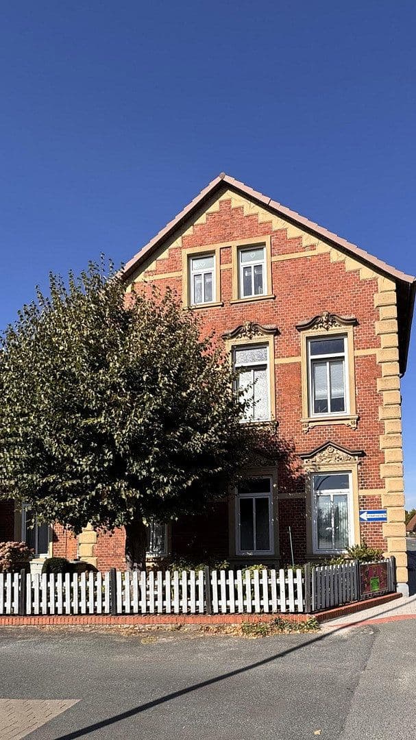 Prodej domu 586 m², pozemek 1.326 m², Riede, Dolní Sasko Prodej domu 586 m², pozemek 1.326 m², Riede, Dolní Sasko