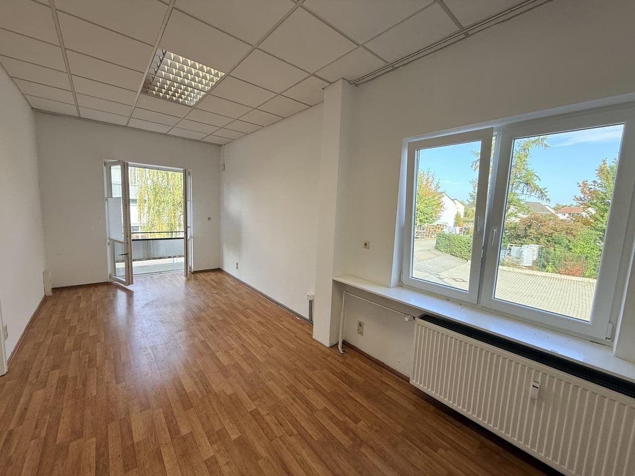 Pronájem kanceláře 22 m², Dieselstrasse 1, Rottenburg a. d. Laaber, Bavorsko Pronájem kanceláře 22 m², Dieselstrasse 1, Rottenburg a. d. Laaber, Bavorsko