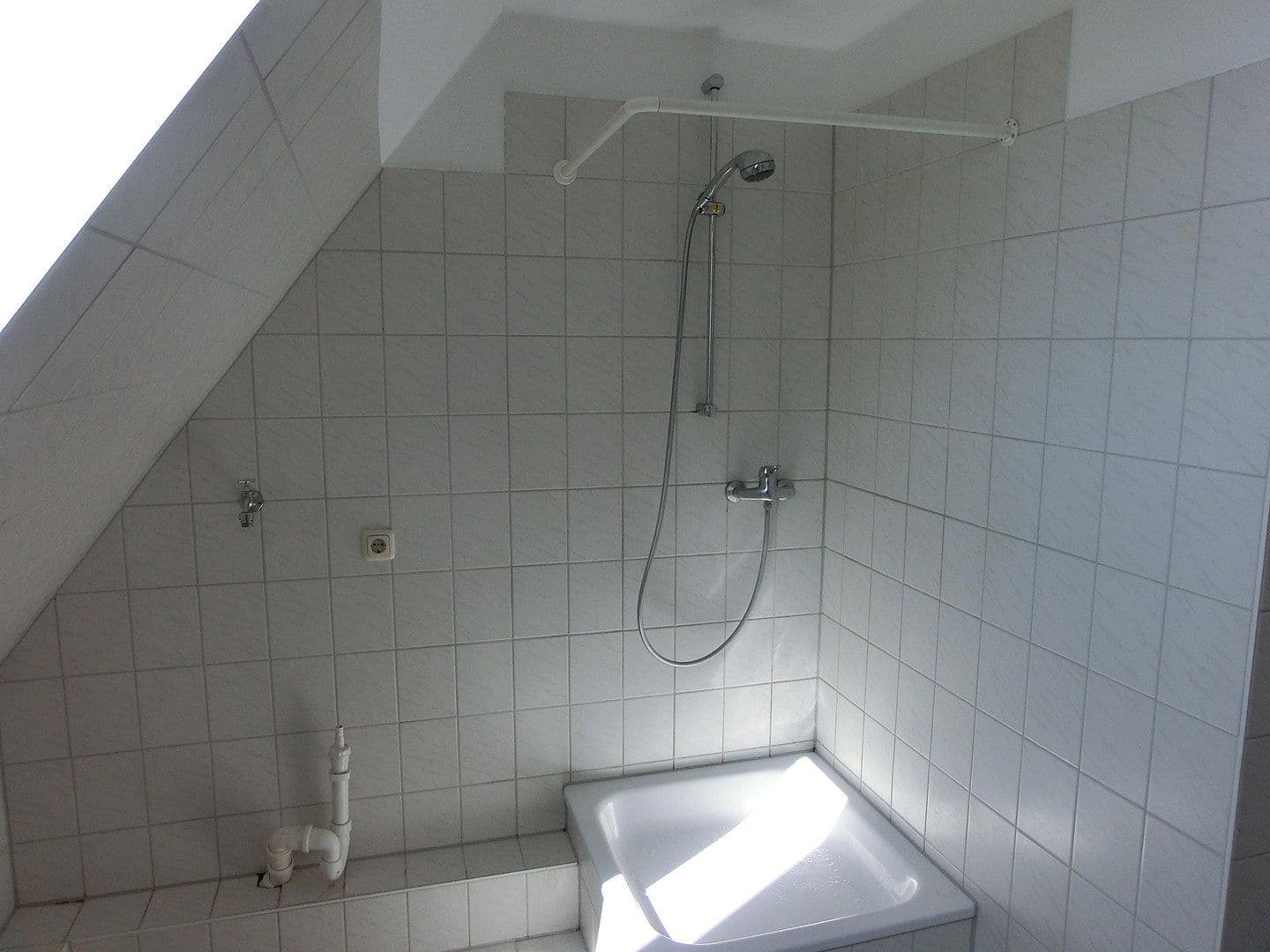 Pronájem bytu 2+1 48 m², Sadowastr. 2, Lübeck, Šlesvicko-Holštýnsko Pronájem bytu 2+1 48 m², Sadowastr. 2, Lübeck, Šlesvicko-Holštýnsko