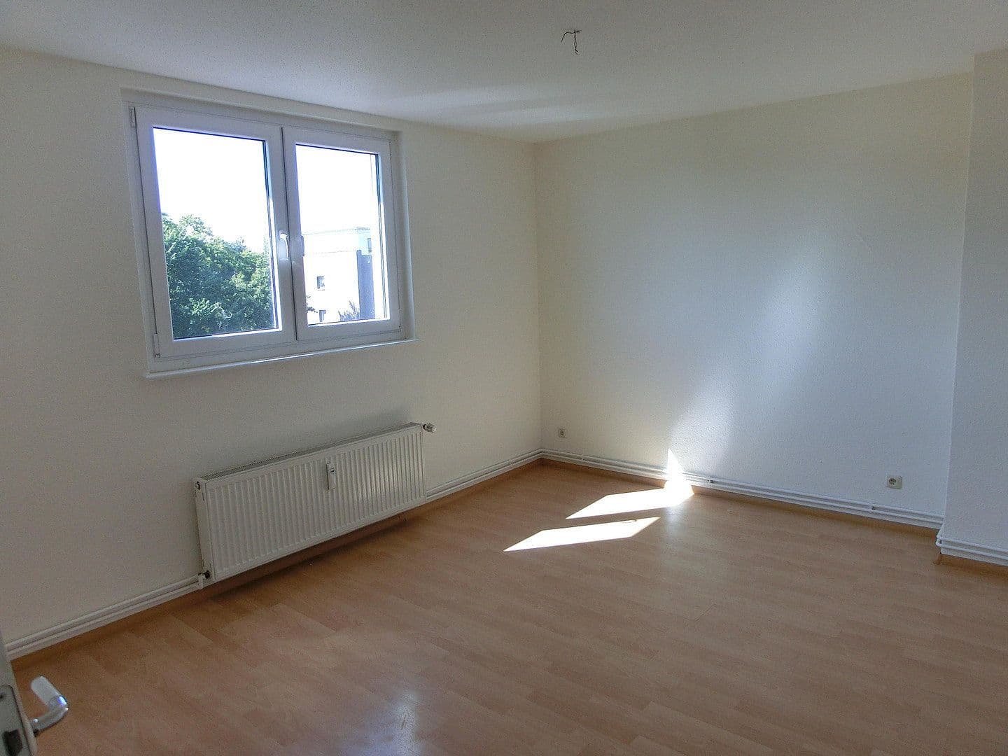 Pronájem bytu 2+1 48 m², Sadowastr. 2, Lübeck, Šlesvicko-Holštýnsko Pronájem bytu 2+1 48 m², Sadowastr. 2, Lübeck, Šlesvicko-Holštýnsko