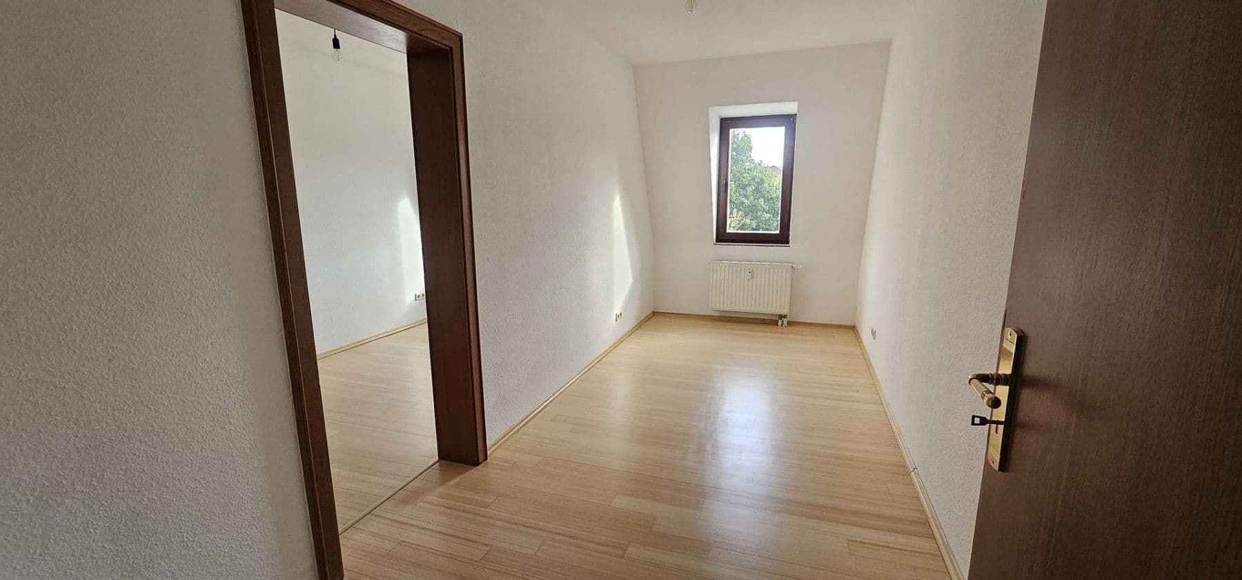 Pronájem bytu 3+1 64 m², Waldschlößchenstr. 20, Dresden, Sasko Pronájem bytu 3+1 64 m², Waldschlößchenstr. 20, Dresden, Sasko
