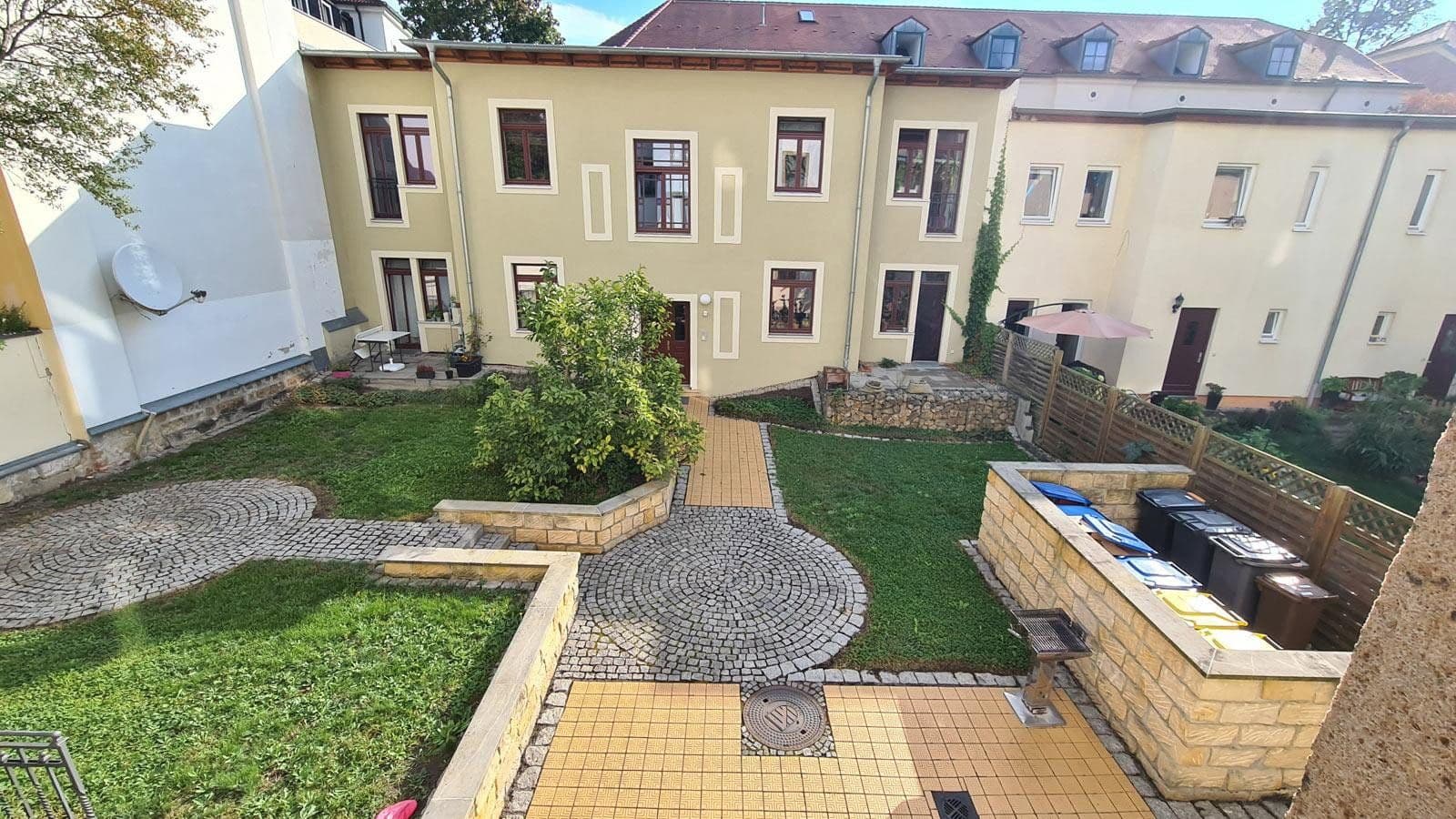 Pronájem bytu 3+1 64 m², Waldschlößchenstr. 20, Dresden, Sasko Pronájem bytu 3+1 64 m², Waldschlößchenstr. 20, Dresden, Sasko