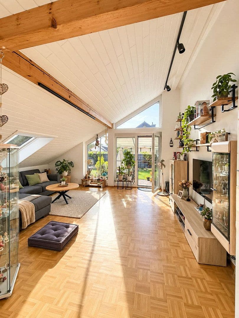 Pronájem bytu 3+kk 112 m², Schwegenheimer Str. 67, Römerberg, Porýní-Falc Pronájem bytu 3+kk 112 m², Schwegenheimer Str. 67, Römerberg, Porýní-Falc