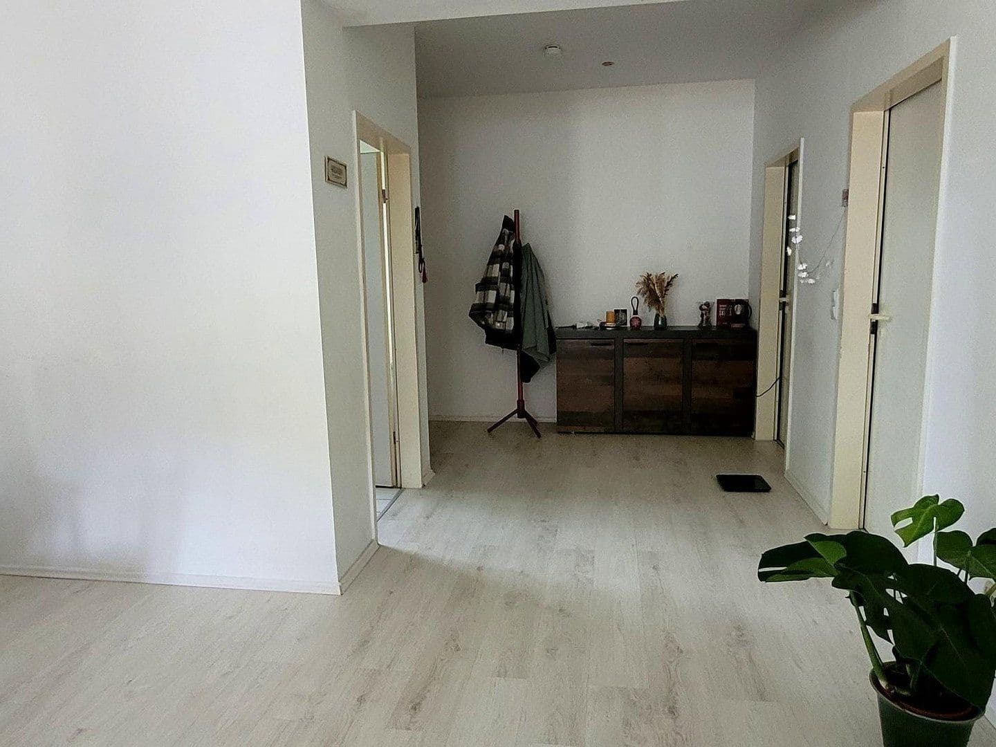 Pronájem bytu 2+1 65 m², Gröpelinger Heerstraße 328, Bremen, Bremen Pronájem bytu 2+1 65 m², Gröpelinger Heerstraße 328, Bremen, Bremen