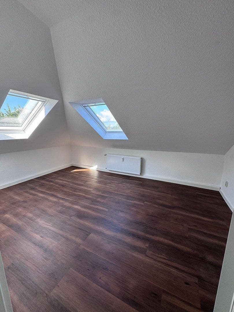 Pronájem bytu 5+1 140 m², Lessingstr. 12, Annaberg-Buchholz, Sasko Pronájem bytu 5+1 140 m², Lessingstr. 12, Annaberg-Buchholz, Sasko