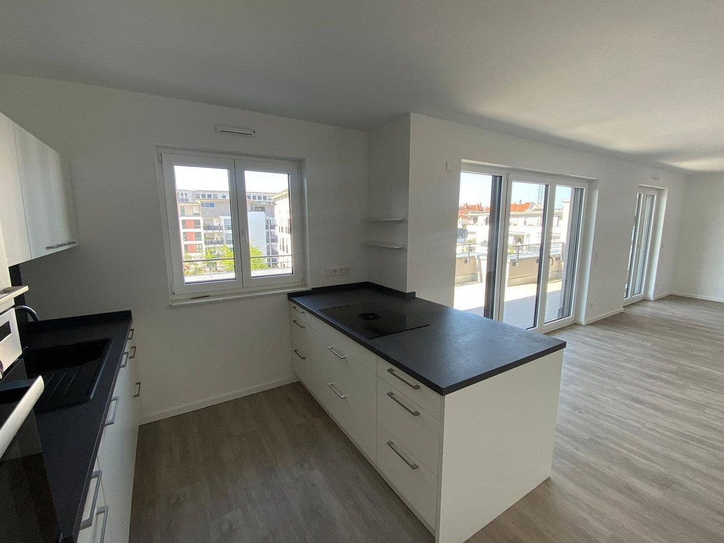 Prodej bytu 3+1 99 m², Aschaffenburg, Bavorsko Prodej bytu 3+1 99 m², Aschaffenburg, Bavorsko