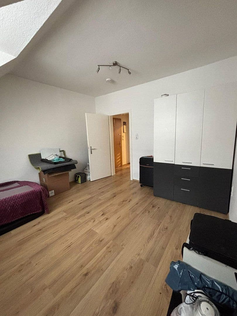 Pronájem bytu 2+1 42 m², Sommerdellenstr. 16, Bochum, Severní Porýní-Vestfálsko Pronájem bytu 2+1 42 m², Sommerdellenstr. 16, Bochum, Severní Porýní-Vestfálsko