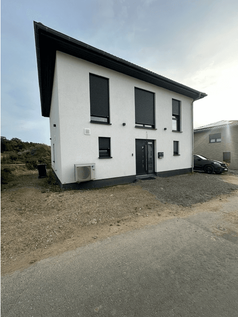 Prodej domu 150 m², pozemek 350 m², Rotmilanplatz 4, Radevormwald, Severní Porýní-Vestfálsko Prodej domu 150 m², pozemek 350 m², Rotmilanplatz 4, Radevormwald, Severní Porýní-Vestfálsko
