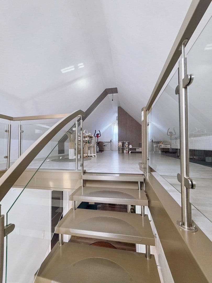 Prodej domu 177 m², pozemek 438 m², Haller Straße 15, Werther (Westf.), Severní Porýní-Vestfálsko Prodej domu 177 m², pozemek 438 m², Haller Straße 15, Werther (Westf.), Severní Porýní-Vestfálsko
