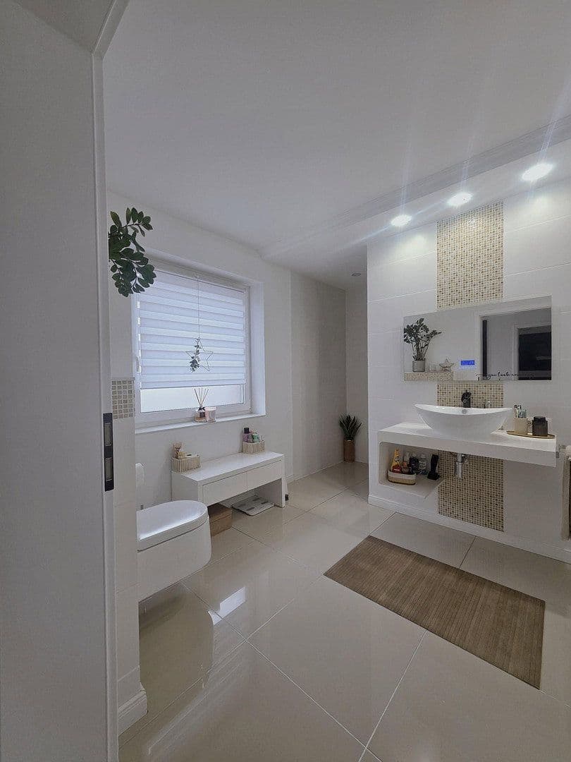 Prodej domu 177 m², pozemek 438 m², Haller Straße 15, Werther (Westf.), Severní Porýní-Vestfálsko Prodej domu 177 m², pozemek 438 m², Haller Straße 15, Werther (Westf.), Severní Porýní-Vestfálsko