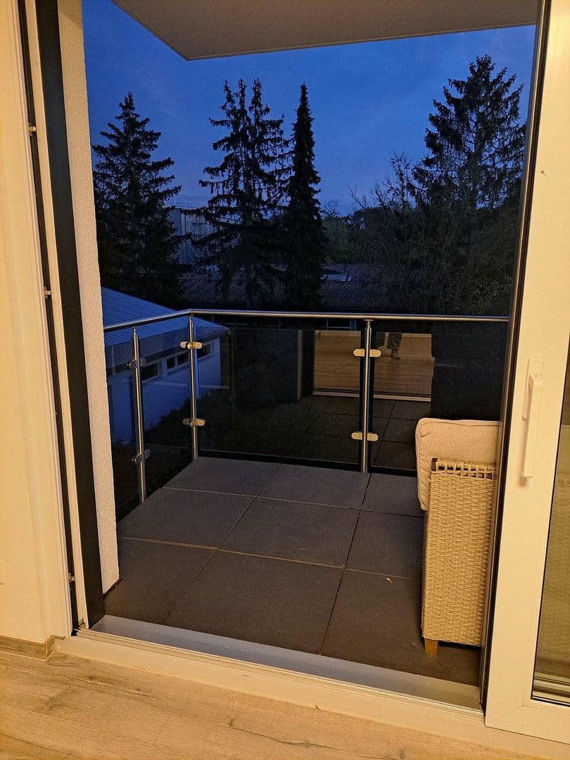 Pronájem bytu 1+1 40 m², Im Dürren Kopf 36A, Griesheim, Hessen Pronájem bytu 1+1 40 m², Im Dürren Kopf 36A, Griesheim, Hessen