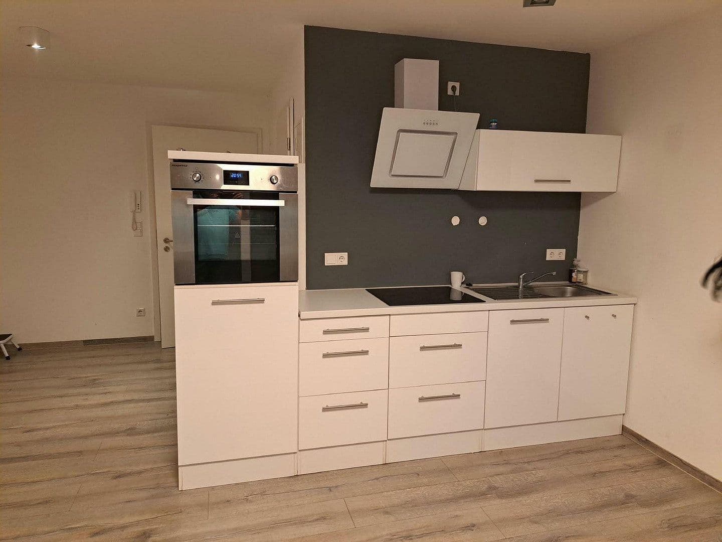 Pronájem bytu 1+1 40 m², Im Dürren Kopf 36A, Griesheim, Hessen Pronájem bytu 1+1 40 m², Im Dürren Kopf 36A, Griesheim, Hessen