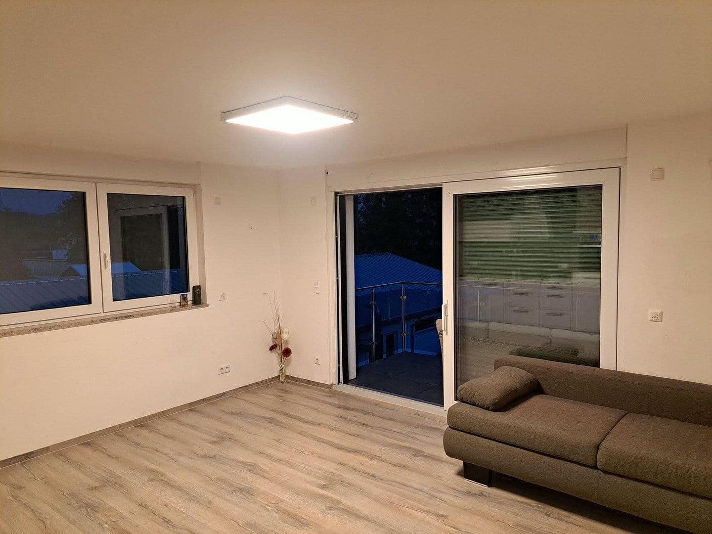 Pronájem bytu 1+1 40 m², Im Dürren Kopf 36A, Griesheim, Hessen Pronájem bytu 1+1 40 m², Im Dürren Kopf 36A, Griesheim, Hessen