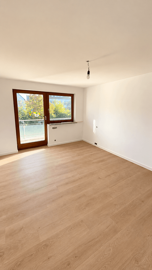 Prodej bytu 4+1 140 m², Sonnenbergstraße, 17/1, Korntal-Münchingen, Bádensko-Württembersko Prodej bytu 4+1 140 m², Sonnenbergstraße, 17/1, Korntal-Münchingen, Bádensko-Württembersko