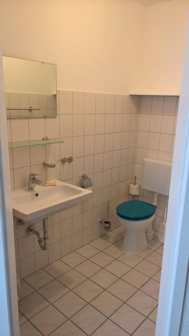 Prodej domu 392 m², pozemek 2.054 m², Waldeck, Hessen Prodej domu 392 m², pozemek 2.054 m², Waldeck, Hessen