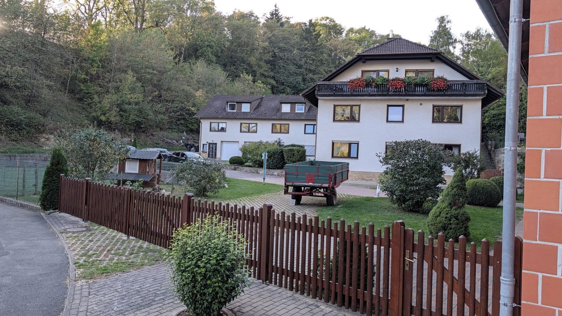 Prodej domu 392 m², pozemek 2.054 m², Waldeck, Hessen Prodej domu 392 m², pozemek 2.054 m², Waldeck, Hessen