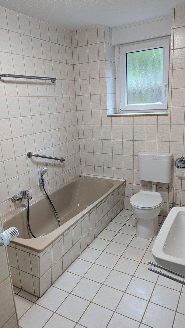 Prodej domu 392 m², pozemek 2.054 m², Waldeck, Hessen Prodej domu 392 m², pozemek 2.054 m², Waldeck, Hessen