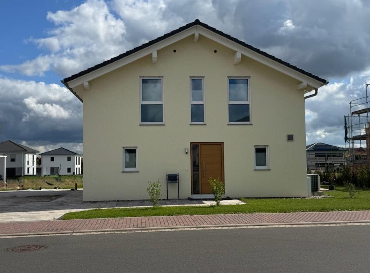 Prodej domu 141 m², pozemek 782 m², Wildeck, Hessen Prodej domu 141 m², pozemek 782 m², Wildeck, Hessen