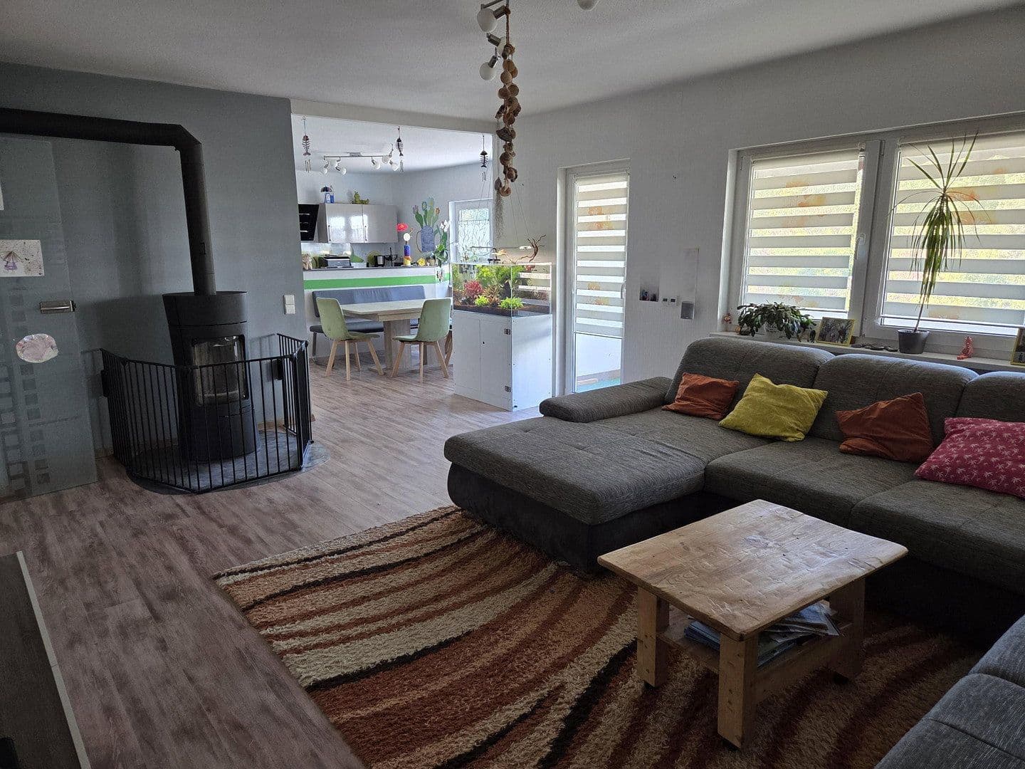 Prodej domu 260 m², pozemek 2.052 m², Niedereschach, Bádensko-Württembersko Prodej domu 260 m², pozemek 2.052 m², Niedereschach, Bádensko-Württembersko