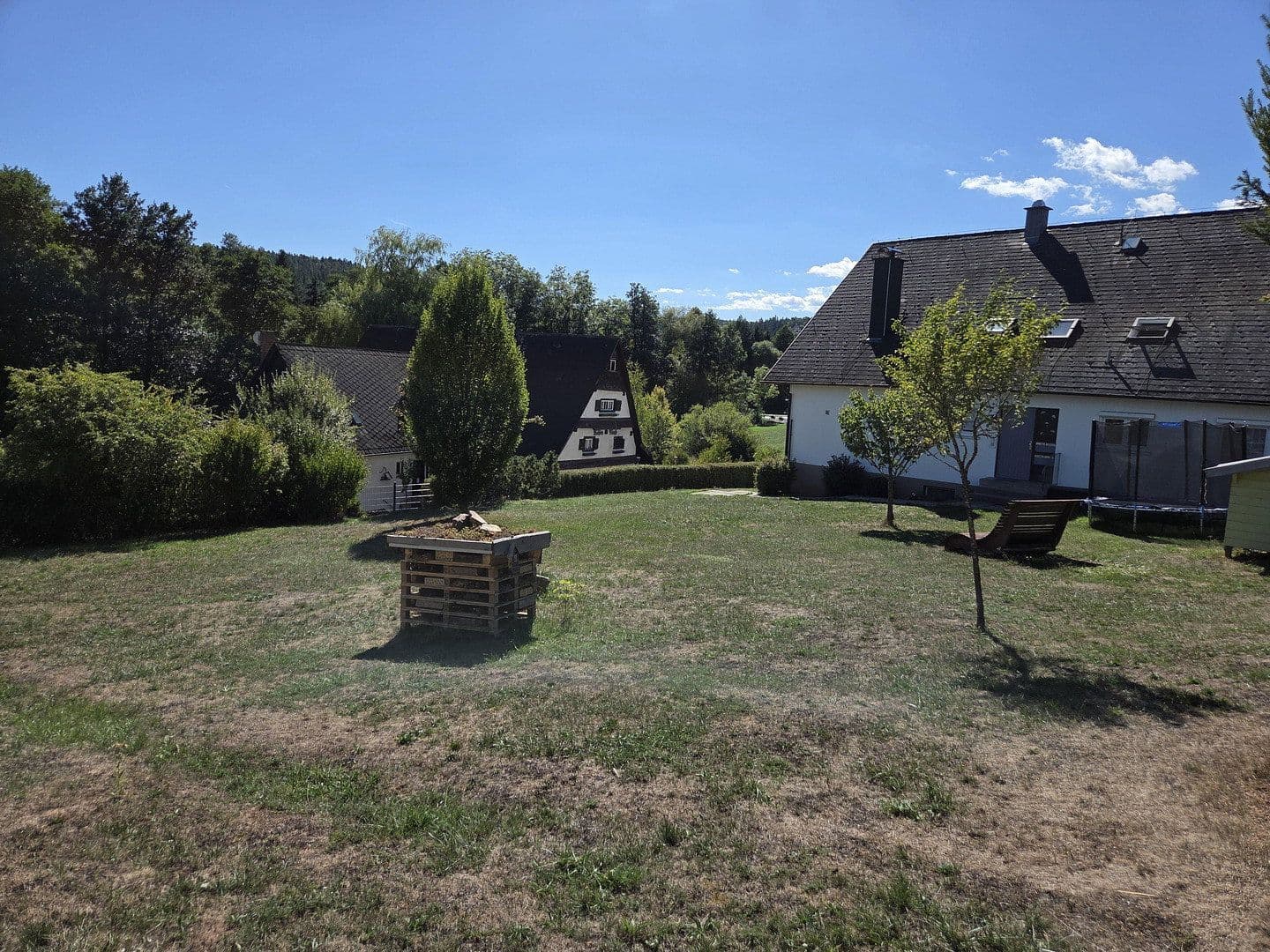 Prodej domu 260 m², pozemek 2.052 m², Niedereschach, Bádensko-Württembersko Prodej domu 260 m², pozemek 2.052 m², Niedereschach, Bádensko-Württembersko