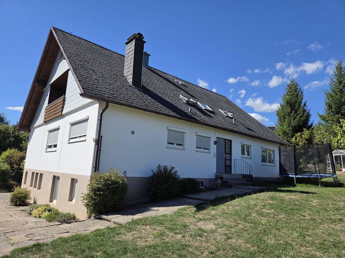 Prodej domu 260 m², pozemek 2.052 m², Niedereschach, Bádensko-Württembersko Prodej domu 260 m², pozemek 2.052 m², Niedereschach, Bádensko-Württembersko