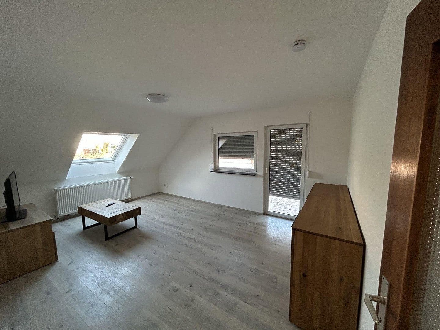 Prodej domu 260 m², pozemek 2.052 m², Niedereschach, Bádensko-Württembersko Prodej domu 260 m², pozemek 2.052 m², Niedereschach, Bádensko-Württembersko