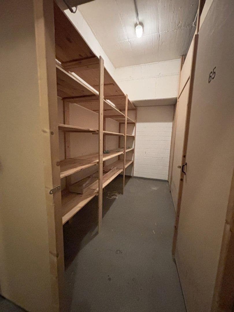 Pronájem bytu 2+1 61 m², Köln, Severní Porýní-Vestfálsko Pronájem bytu 2+1 61 m², Köln, Severní Porýní-Vestfálsko