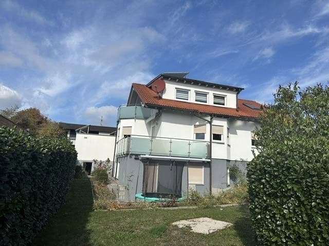 Prodej domu 197 m², pozemek 732 m², Loßburg, Bádensko-Württembersko Prodej domu 197 m², pozemek 732 m², Loßburg, Bádensko-Württembersko