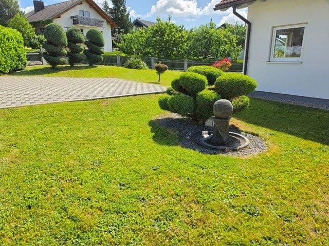 Prodej domu 197 m², pozemek 732 m², Loßburg, Bádensko-Württembersko Prodej domu 197 m², pozemek 732 m², Loßburg, Bádensko-Württembersko