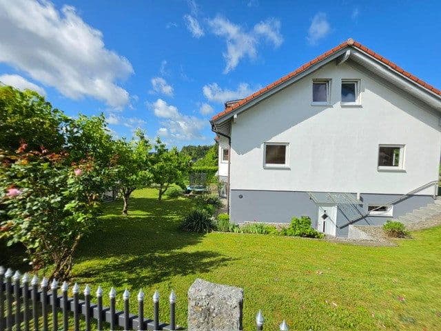 Prodej domu 197 m², pozemek 732 m², Loßburg, Bádensko-Württembersko Prodej domu 197 m², pozemek 732 m², Loßburg, Bádensko-Württembersko