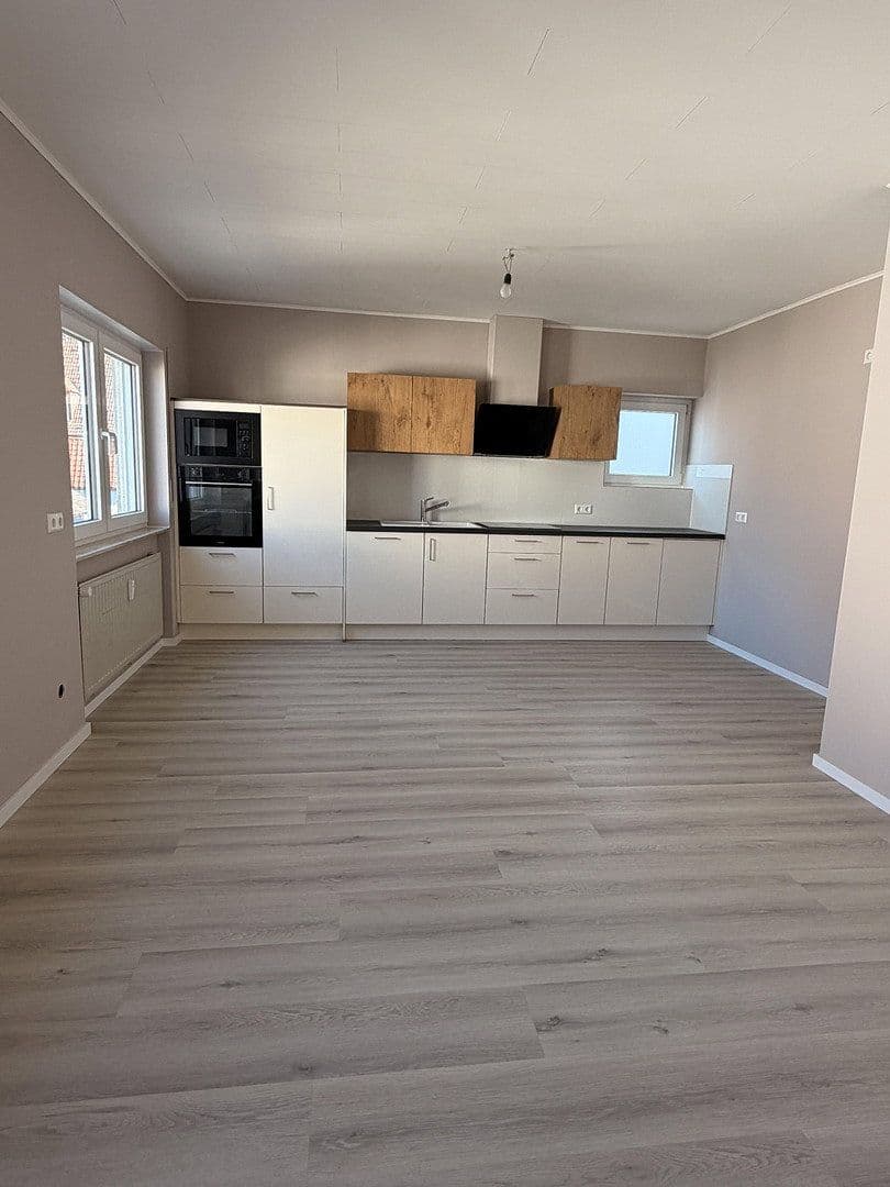 Pronájem bytu 4+kk 127 m², Römerberg, Porýní-Falc Pronájem bytu 4+kk 127 m², Römerberg, Porýní-Falc