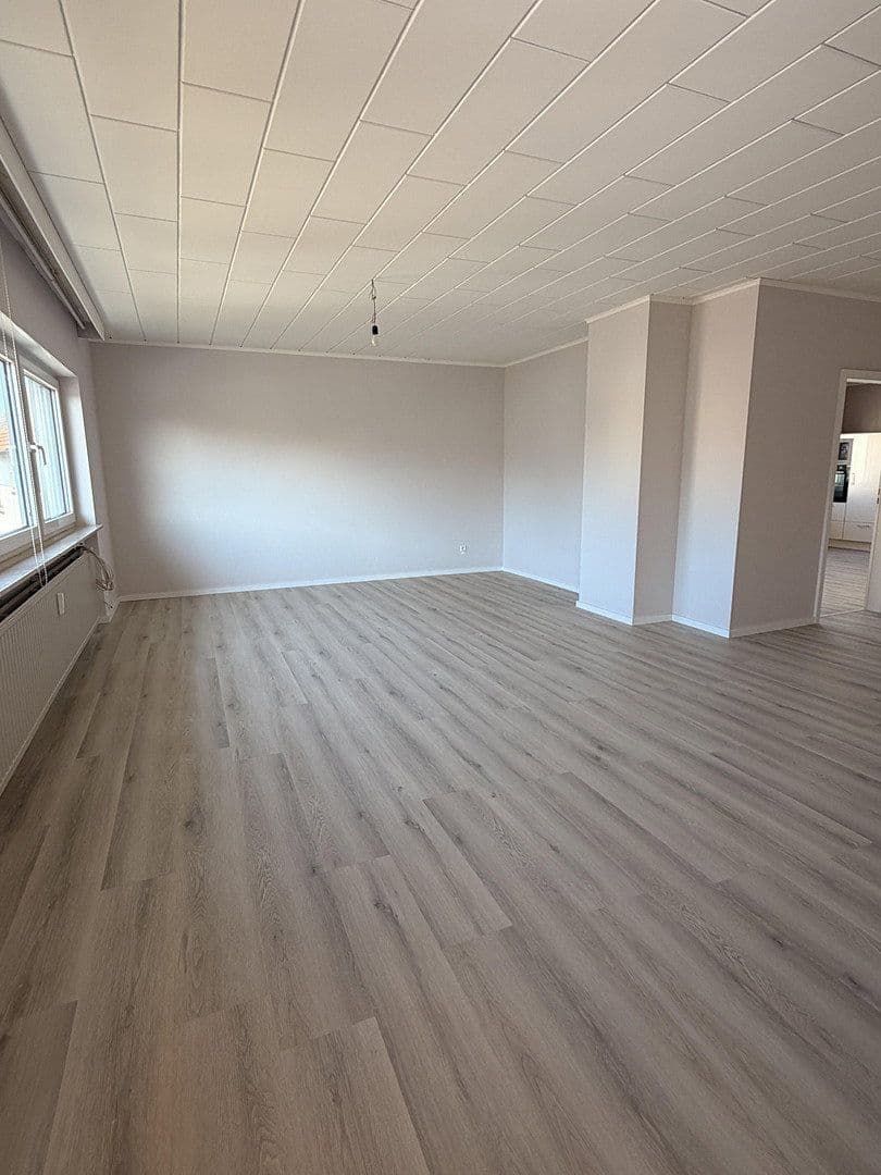Pronájem bytu 4+kk 127 m², Römerberg, Porýní-Falc Pronájem bytu 4+kk 127 m², Römerberg, Porýní-Falc